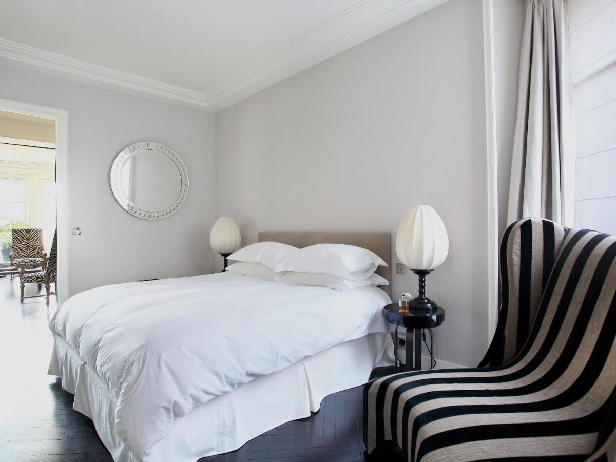 Outstanding 2 Bedrooms With A Terrific Eiffel Tower View Paris Bagian luar foto