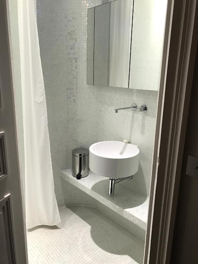 Outstanding 2 Bedrooms With A Terrific Eiffel Tower View Paris Bagian luar foto