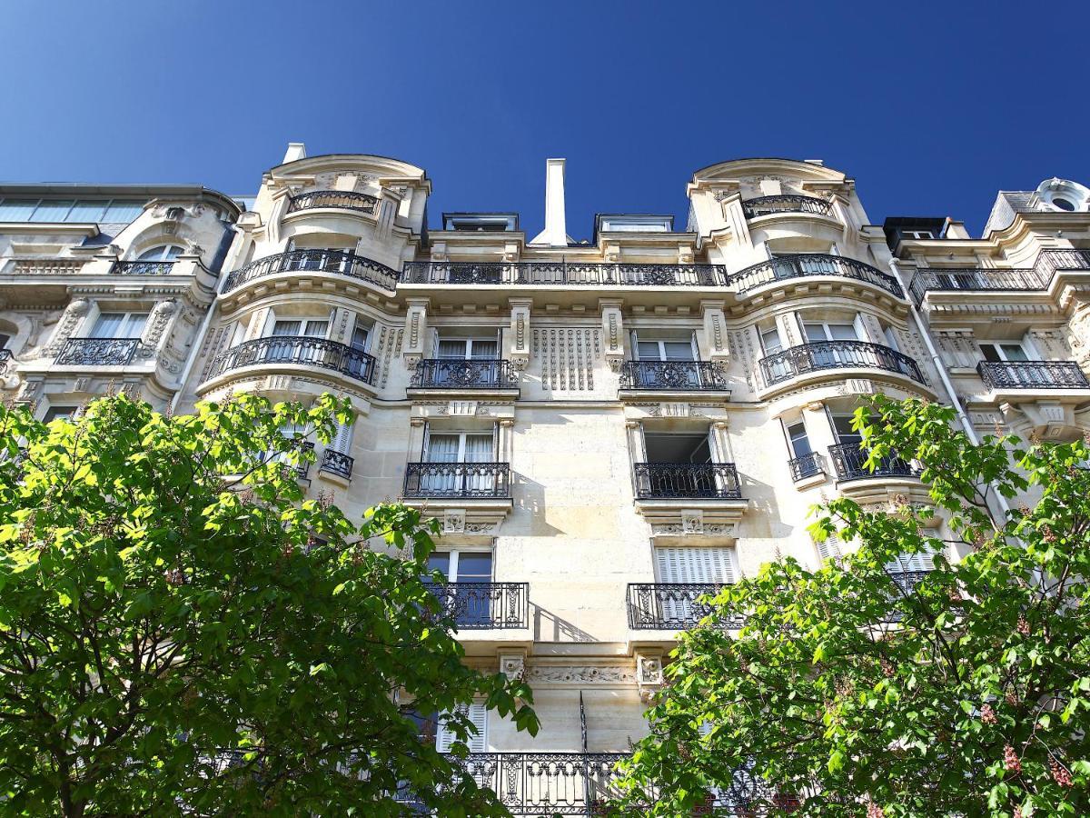 Outstanding 2 Bedrooms With A Terrific Eiffel Tower View Paris Bagian luar foto